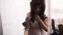 Captura de 'Sex Doll, Yuli, Fucked Hard By Her Maker' nº 56