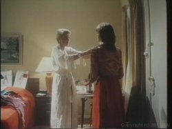 Captura de 'Classic Girls Go To Town On Themselves' nº 9