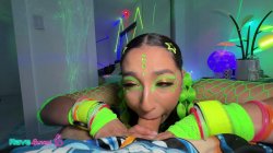 Captura de 'Slut With Piercing Eyes, Madison Wilde Takes The DJ For A Ride!' nº 25