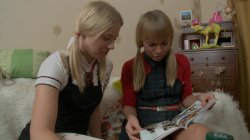 Captura de 'Lesbian Teens Irina & Blake Fuck with a Strapon Dildo' nº 26