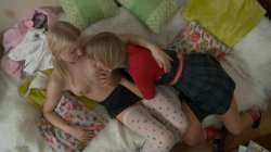 Captura de 'Lesbian Teens Irina & Blake Fuck with a Strapon Dildo' nº 47