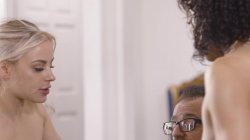 Captura de 'Lesbian Cuckold Affairs 4' nº 84