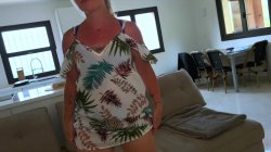 Captura de '2 MILFs on my Cock' nº 2