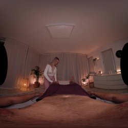 'Erotic Massage with Sladyen Skaya' screenshot nº 7