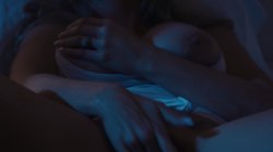 'Her Spitting Image' screenshot nº 4