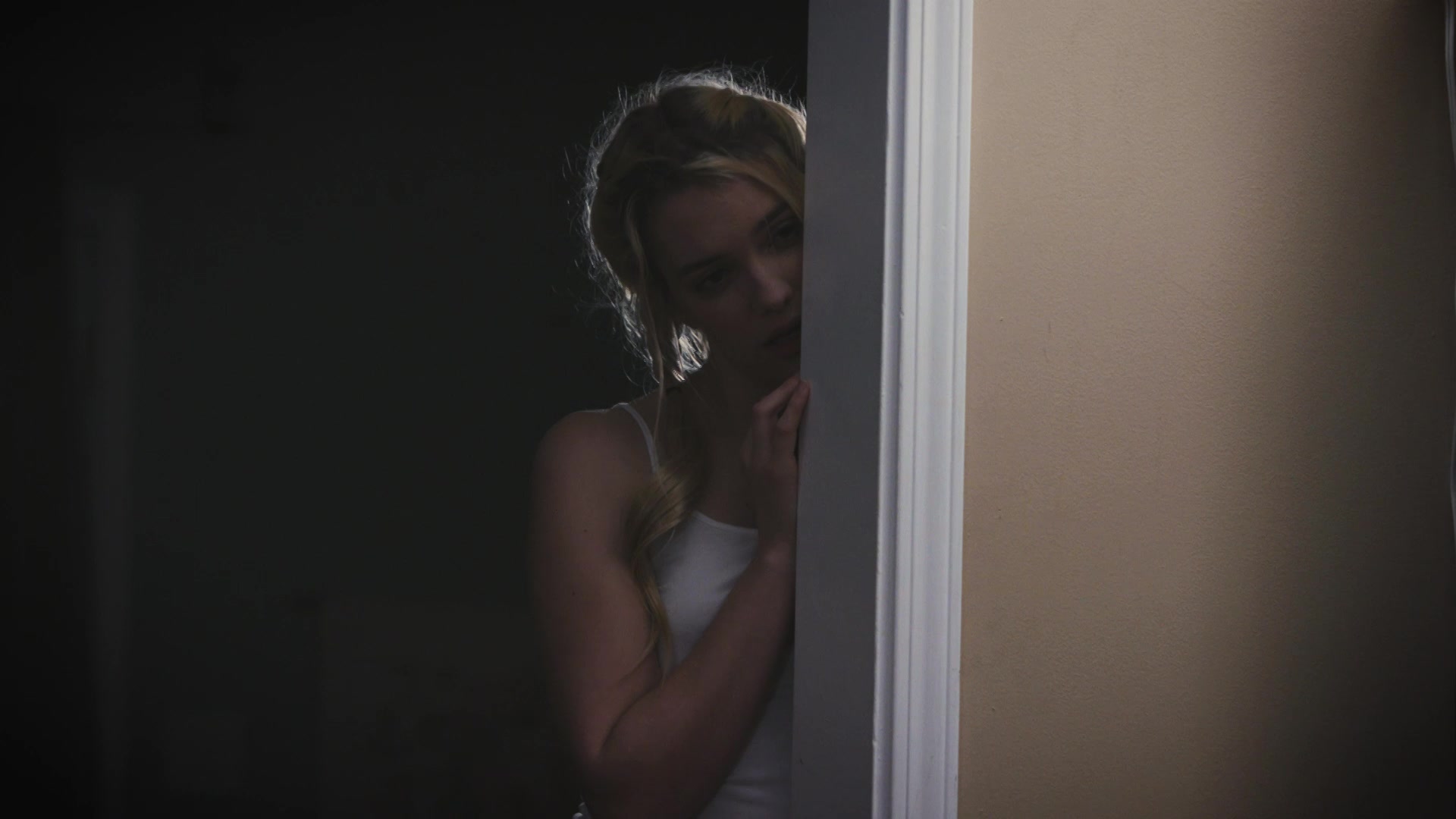 kenna james, christiana cinn and damon dice in answer #1641414