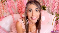 Captura de 'Pink Room Ep. 29 Lactating Slut Luna Columbiana Gets Wrecked' nº 2