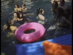 'Ultimate Swimming Pool Orgy 2' screenshot nº 12
