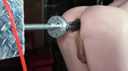 Captura de 'Bob's TGirls And Their Fucking Machines 4' nº 24