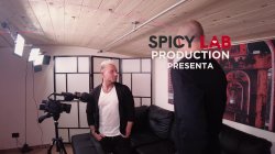 Captura de 'Anal backstage Nikky Riddle Italian double penetration' nº 1