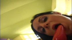 Captura de 'Brunettes Behaving Badly' nº 103