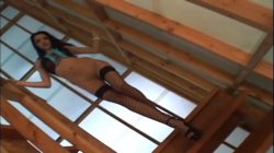 Captura de 'Brunettes Behaving Badly' nº 120