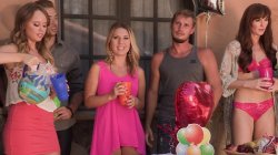 Captura de 'Swingers Wife Swap 4 - The Block Party' nº 9