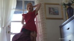 Captura de 'Hot MILFs Vol. 2' nº 3