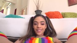 Captura de 'Young Interracial Nymphos' nº 9
