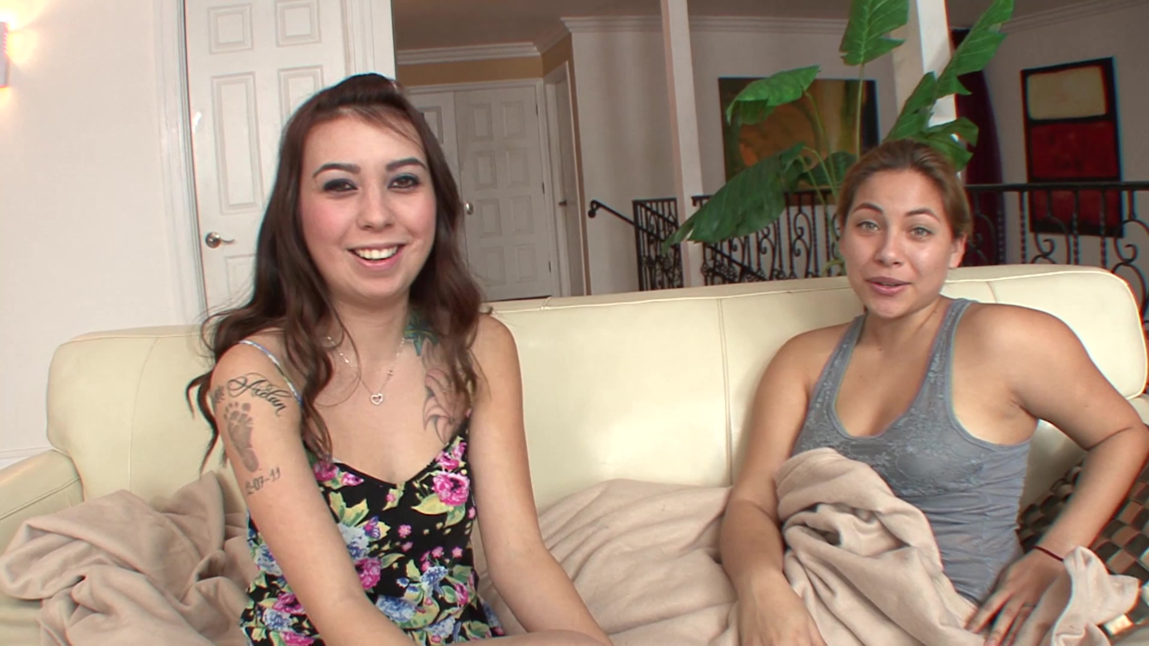 daisy leon and kat dior in answer #2377160