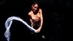 'Young & Glamorous' screenshot nº 111