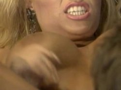 Captura de 'Hooters and the Blowjobs' nº 129