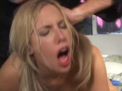 'The Babysitter 14' screenshot nº 85