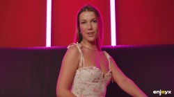 'Sluttiest Duo Get Down and Filthy in a Lesbian' screenshot nº 11