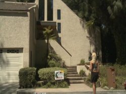 'Lesbian House Hunters Part 2' screenshot nº 3