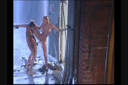 Captura de 'Playgirl's Hottest Dripping Wet Sex' nº 99