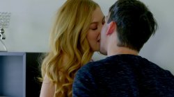 'Her First Threesome' screenshot nº 125