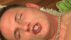 Captura de 'Him, Me Or She Vol. 2' nº 104