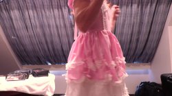 'Slutty Redhead Cross Dressers' screenshot nº 4