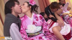 Captura de 'Aiko & Friends Squirt While Getting Banged' nº 68