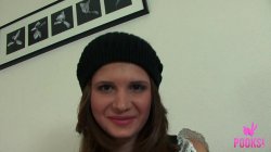 Captura de 'Luca T Banged a Sweet Slit Andrea T Taking Deep Inside Her!' nº 6