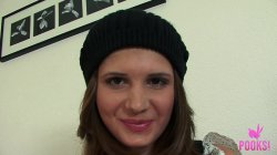 Captura de 'Luca T Banged a Sweet Slit Andrea T Taking Deep Inside Her!' nº 7