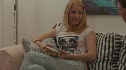 Captura de 'Blonde Teen Bertha Gets Her Pussy Cum Filled' nº 10