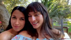Captura de 'Lesbian Home Adventures' nº 11