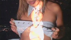 Captura de 'Kat Kiss & Alec Knight Suck Fuck Piss Facial Collector Scene' nº 4