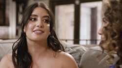 'Let's Get Wet' screenshot nº 6