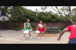 'Young Cheerleaders Swap N' Swallow 3' screenshot nº 95