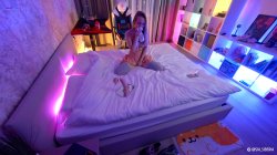 Captura de 'What Step Sis Does In Her Room?' nº 90