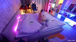 Captura de 'What Step Sis Does In Her Room?' nº 92