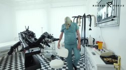 Captura de 'Examination And Fuck Machine Treatment' nº 13