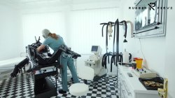 Captura de 'Examination And Fuck Machine Treatment' nº 7