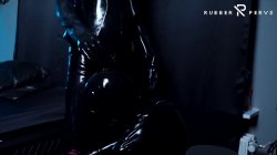 Captura de 'Let The Latex Shine' nº 15