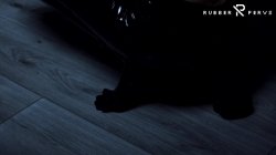 Captura de 'Let The Latex Shine' nº 18