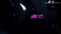 Captura de 'Let The Latex Shine' nº 23