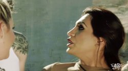 Captura de 'Angels In Uniform' nº 7