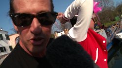 'Teen Girls Prefer Old Guys' screenshot nº 2