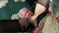 'Teen Girls Prefer Old Guys' screenshot nº 93