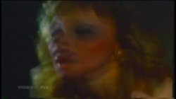 Captura de 'Merle Michaels Ultra Kinky Blonde' nº 53
