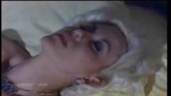 Captura de 'Merle Michaels Ultra Kinky Blonde' nº 22