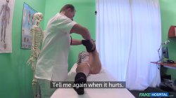 Captura de 'Patient 003 - Short Haired Hottie Seduces Doctor' nº 37